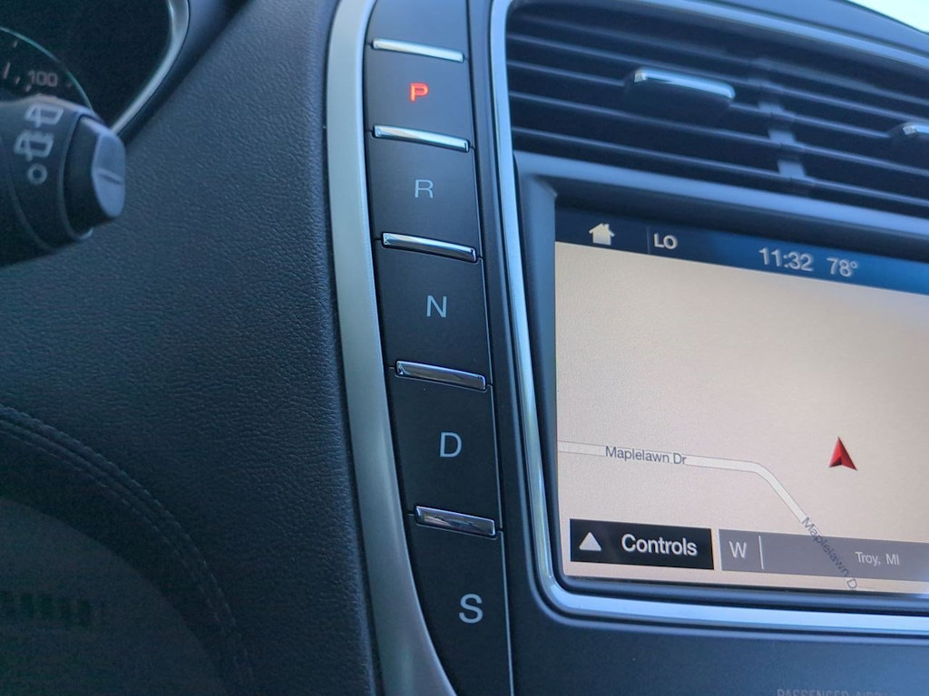 Thumbnail: 2017 Lincoln MKX - 35