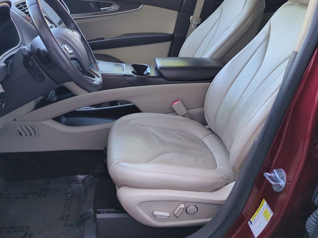 Thumbnail: 2017 Lincoln MKX - 10