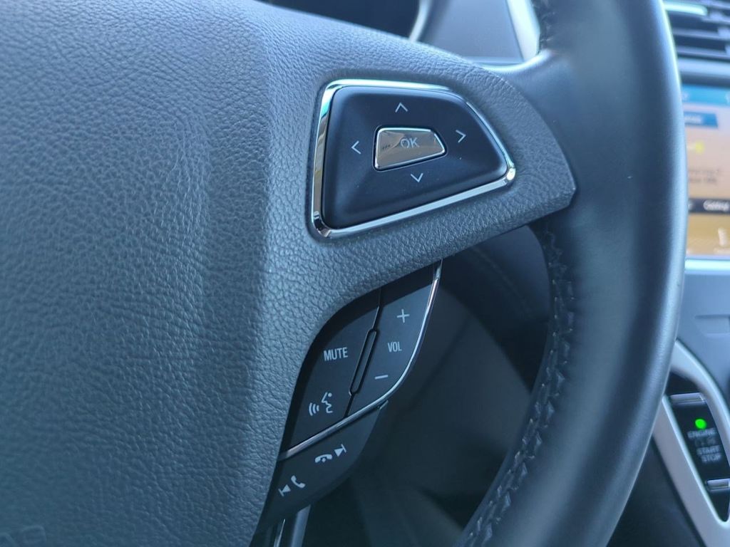 Thumbnail: 2017 Lincoln MKX - 29