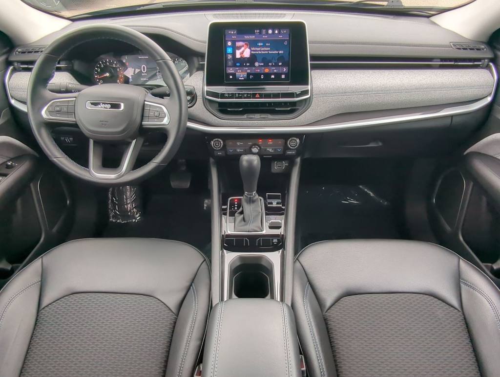 Thumbnail: 2022 Jeep Compass - 9