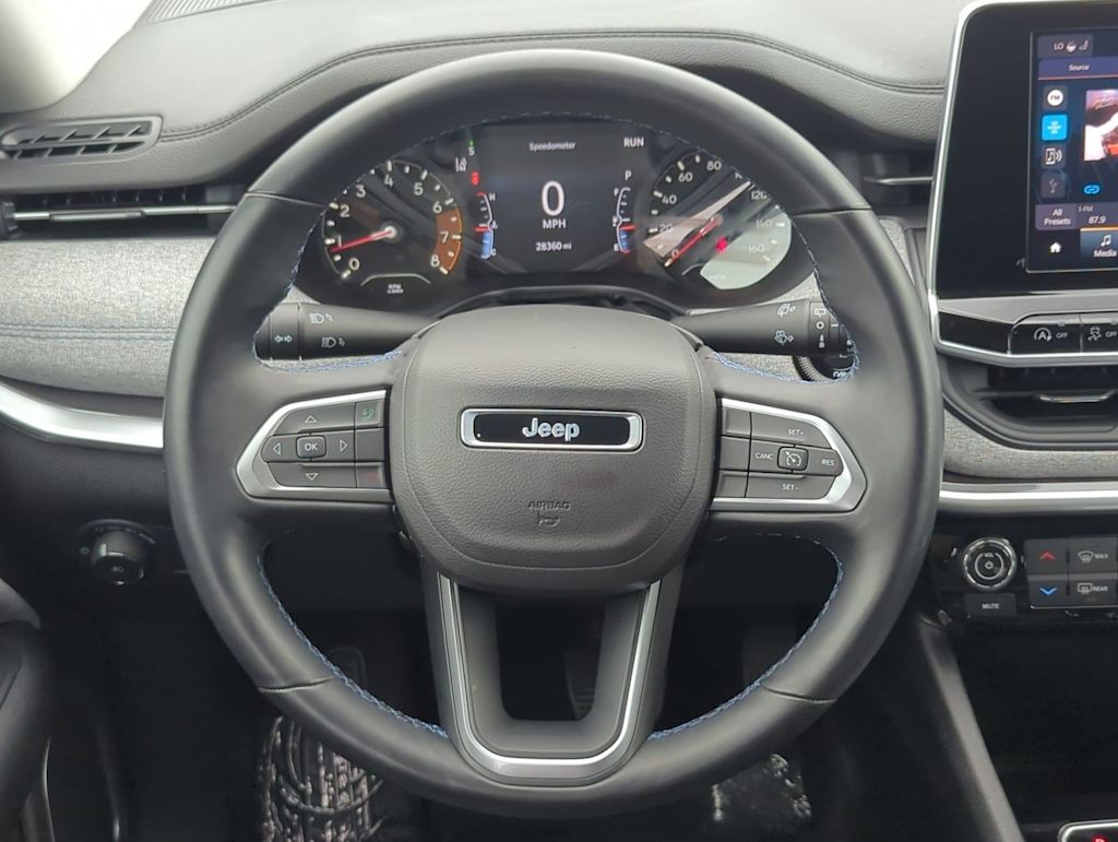 Thumbnail: 2022 Jeep Compass - 13