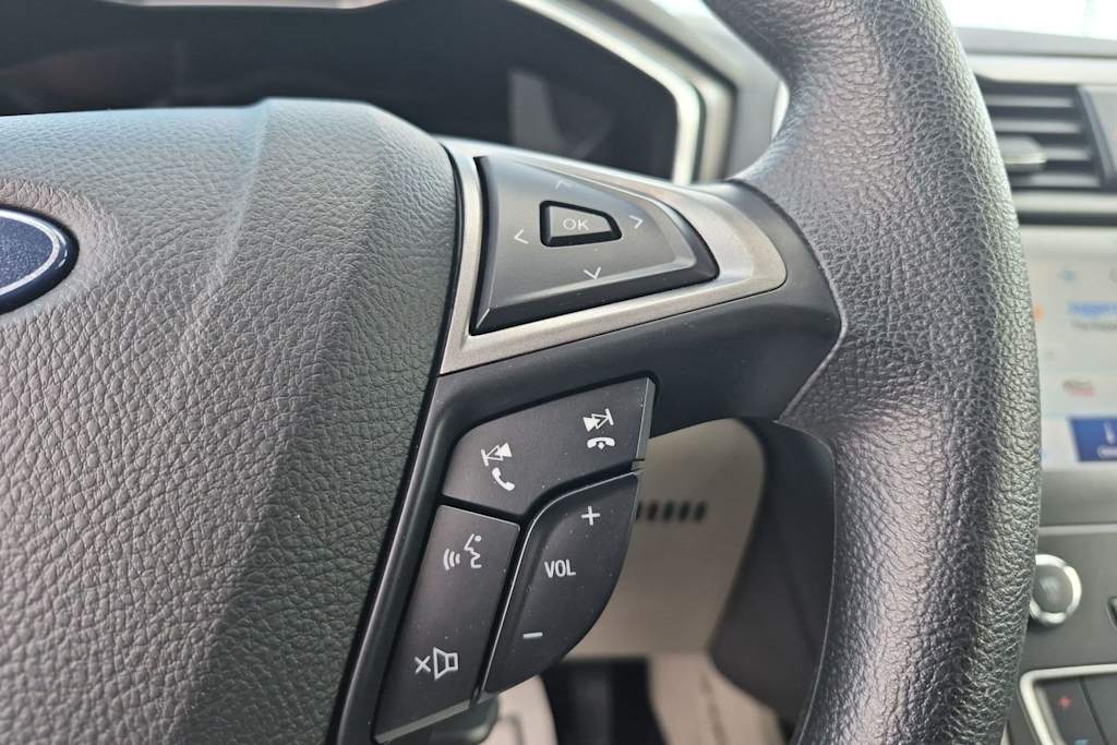 Thumbnail: 2020 Ford Fusion - 27