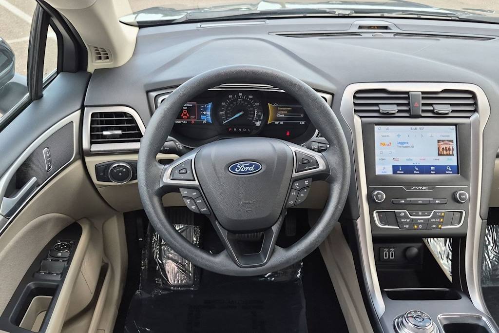 Thumbnail: 2020 Ford Fusion - 14
