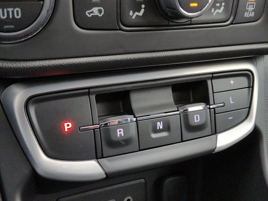 Thumbnail: 2024 GMC Terrain - 33