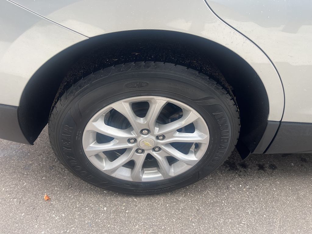 Thumbnail: 2019 Chevrolet Equinox - 8