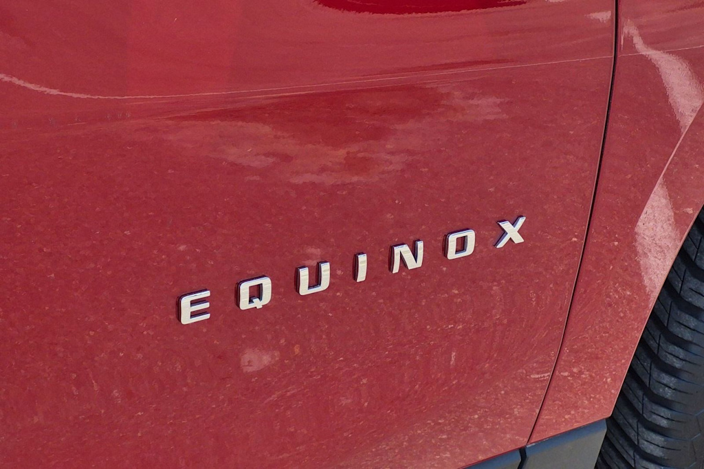 Thumbnail: 2022 Chevrolet Equinox - 25
