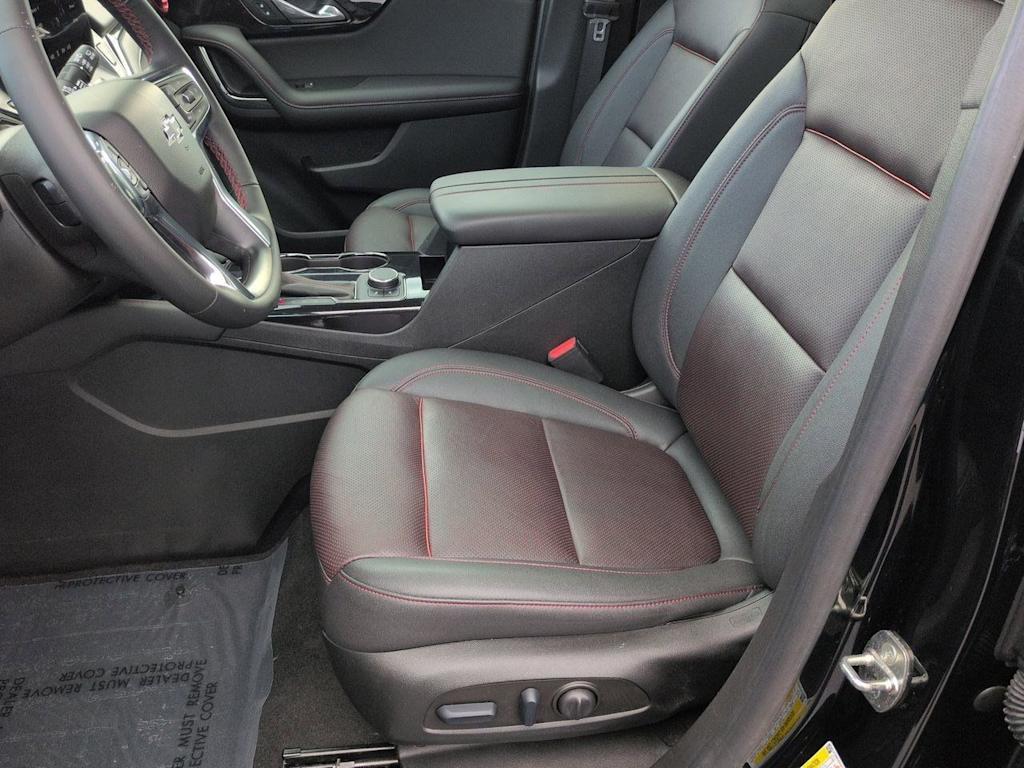 Thumbnail: 2023 Chevrolet Blazer - 11