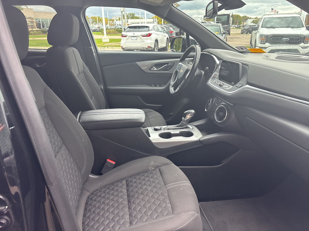 Thumbnail: 2019 Chevrolet Blazer - 10