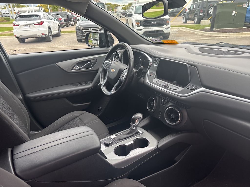 Thumbnail: 2019 Chevrolet Blazer - 2