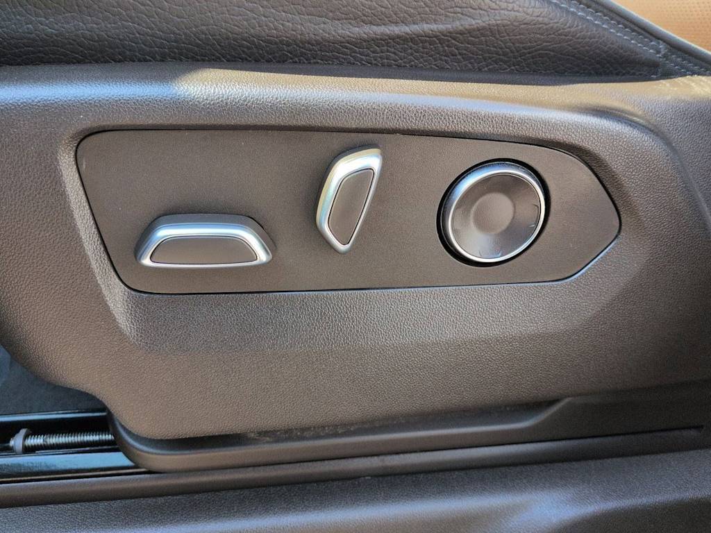 Thumbnail: 2024 GMC Sierra 1500 - 27