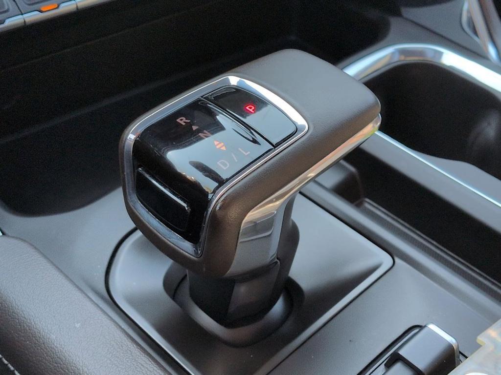 Thumbnail: 2024 GMC Sierra 1500 - 17