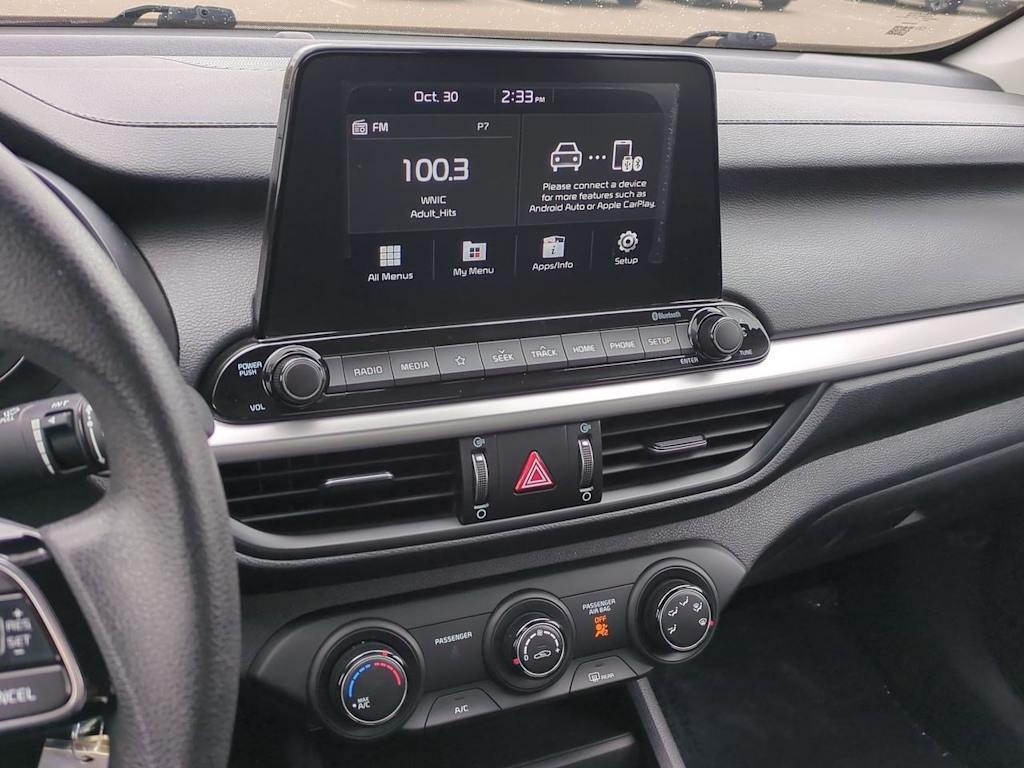 Thumbnail: 2021 Kia Forte - 14