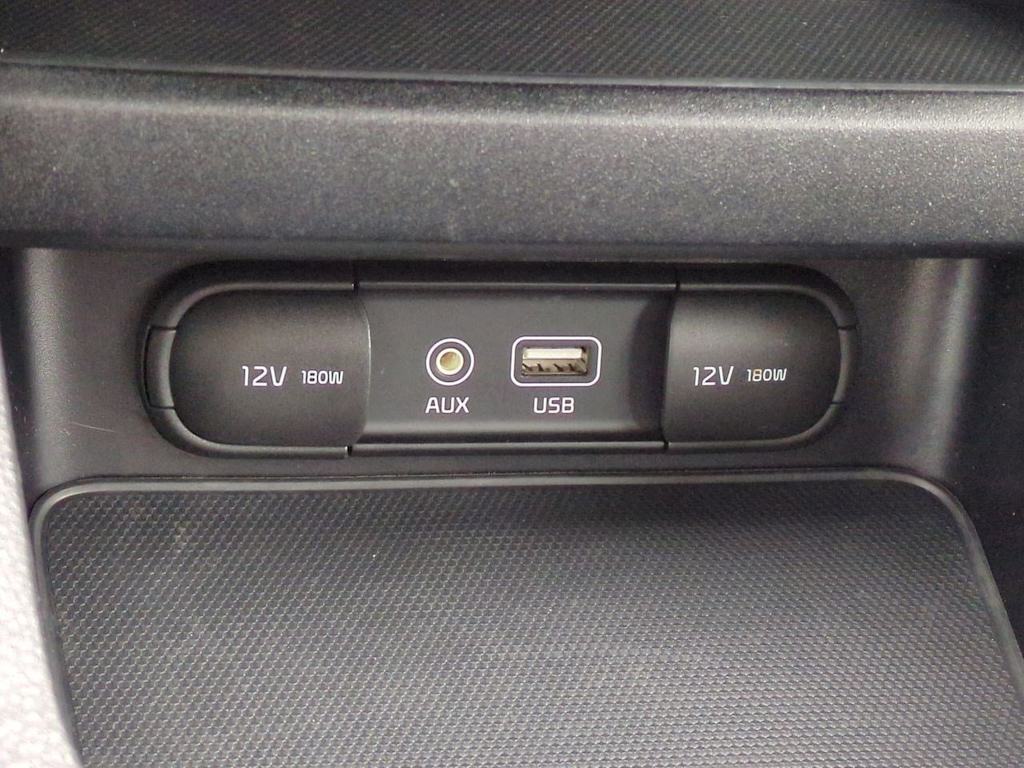 Thumbnail: 2021 Kia Forte - 31