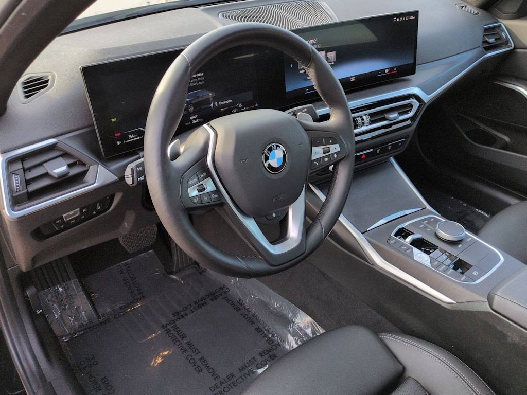 Thumbnail: 2024 BMW 3 Series - 2