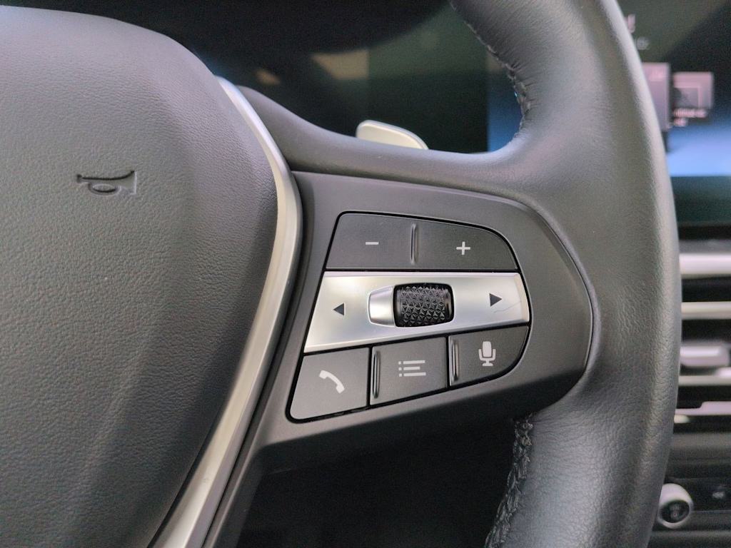 Thumbnail: 2024 BMW 3 Series - 32