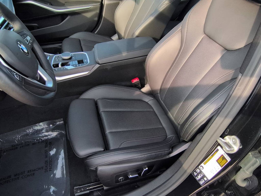 Thumbnail: 2024 BMW 3 Series - 11