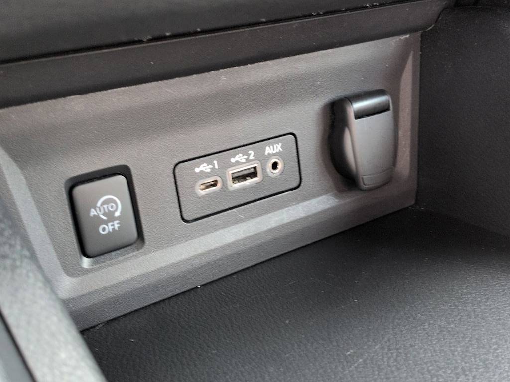 Thumbnail: 2024 Nissan Sentra - 33