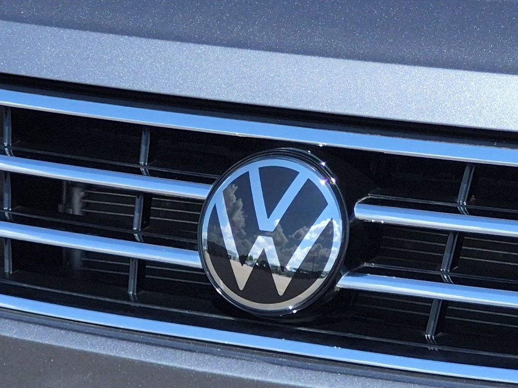 Thumbnail: 2023 Volkswagen Tiguan - 7