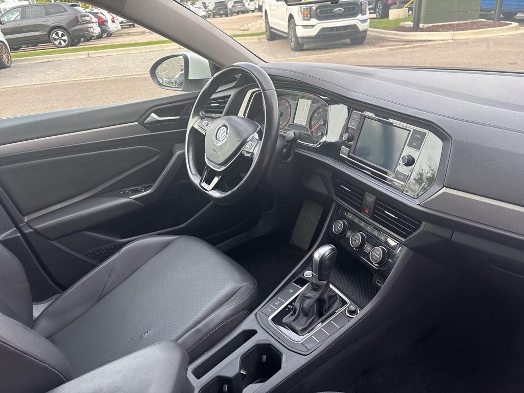 Thumbnail: 2019 Volkswagen Jetta - 2