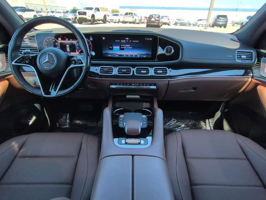 Thumbnail: 2025 Mercedes-Benz GLS - 10