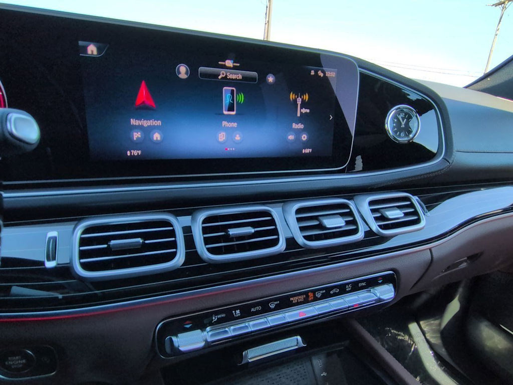 Thumbnail: 2025 Mercedes-Benz GLS - 15