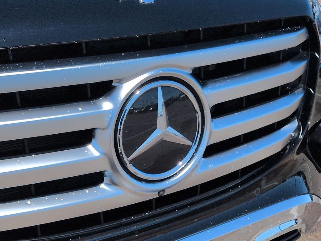 Thumbnail: 2025 Mercedes-Benz GLS - 23