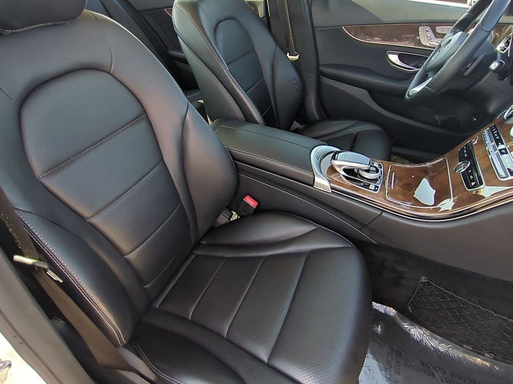 Thumbnail: 2017 Mercedes-Benz C-Class - 11