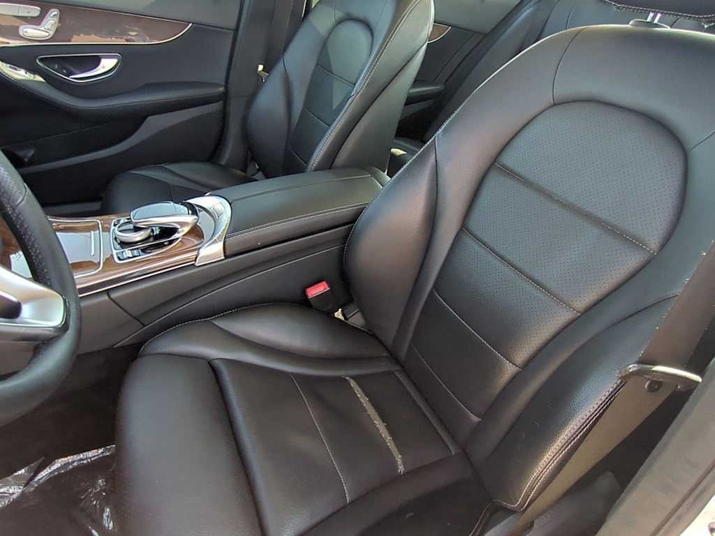 Thumbnail: 2017 Mercedes-Benz C-Class - 10