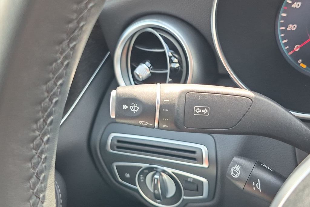 Thumbnail: 2019 Mercedes-Benz C-Class - 32