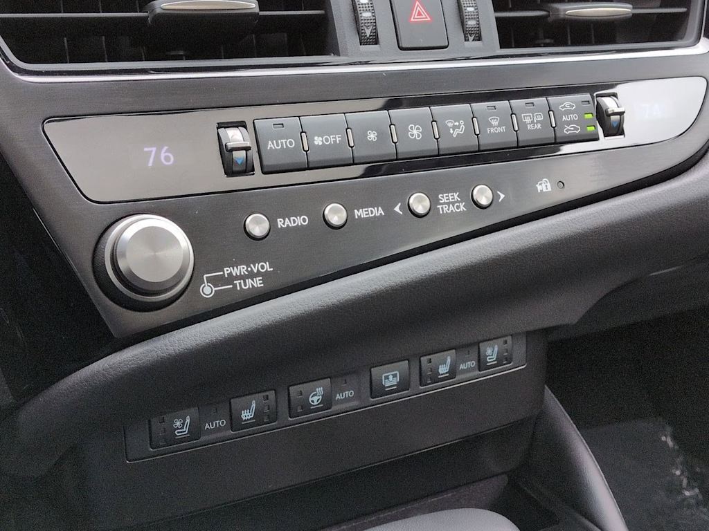 Thumbnail: 2024 Lexus ES - 35