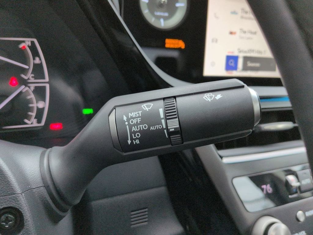 Thumbnail: 2024 Lexus ES - 33