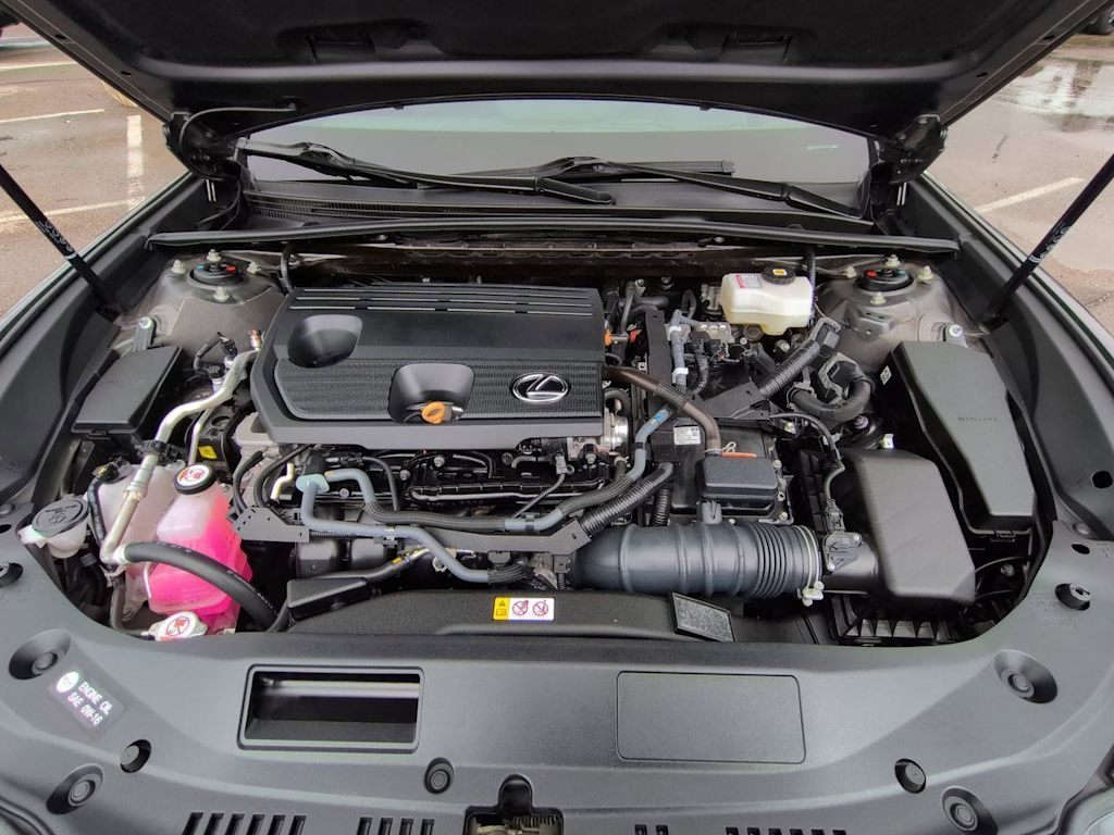 Thumbnail: 2024 Lexus ES - 9