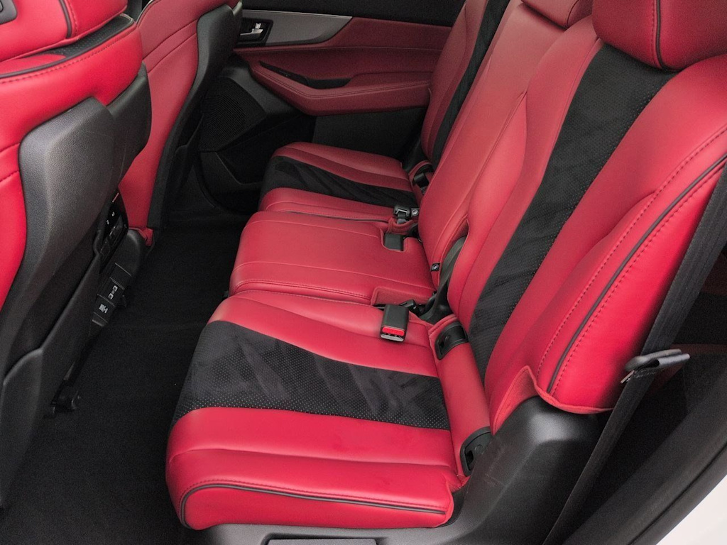 Thumbnail: 2022 Acura MDX - 29