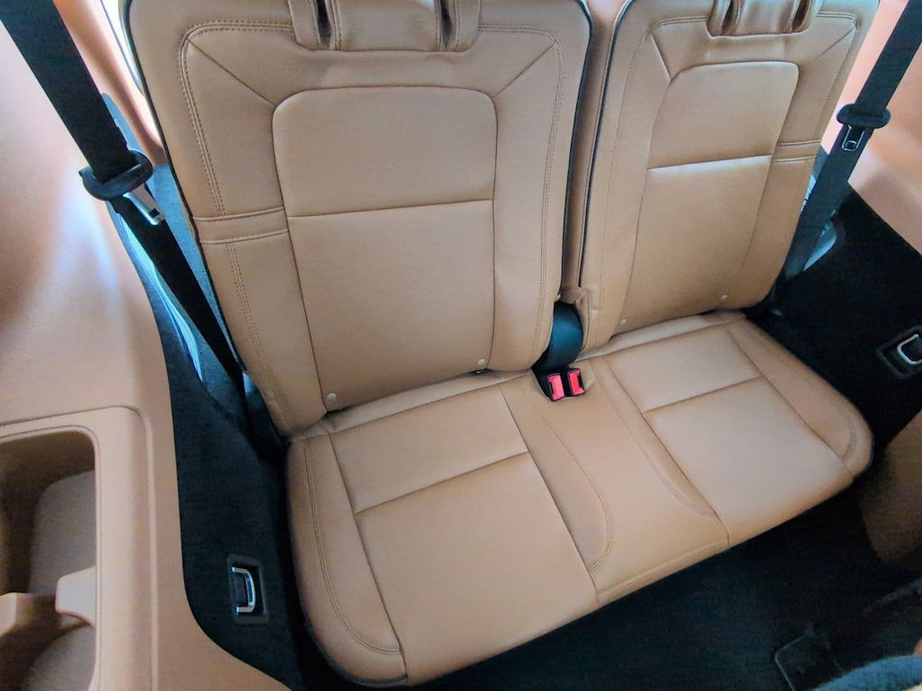 Thumbnail: 2022 Lincoln Aviator - 12