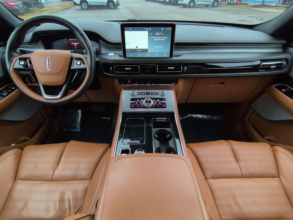 Thumbnail: 2022 Lincoln Aviator - 9