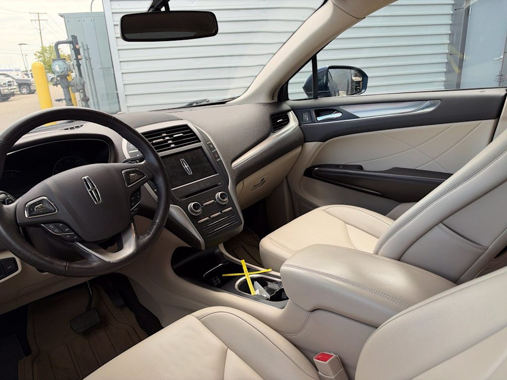 Thumbnail: 2017 Lincoln MKC - 7