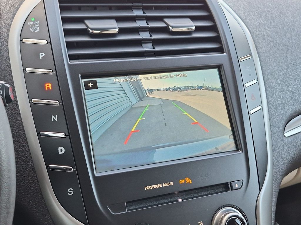 Thumbnail: 2017 Lincoln MKC - 14