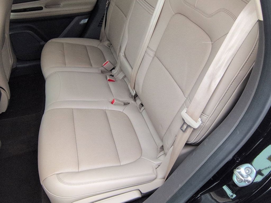 Thumbnail: 2021 Lincoln Corsair - 12