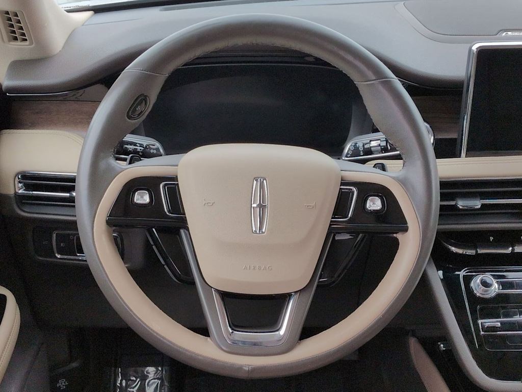 Thumbnail: 2021 Lincoln Corsair - 14