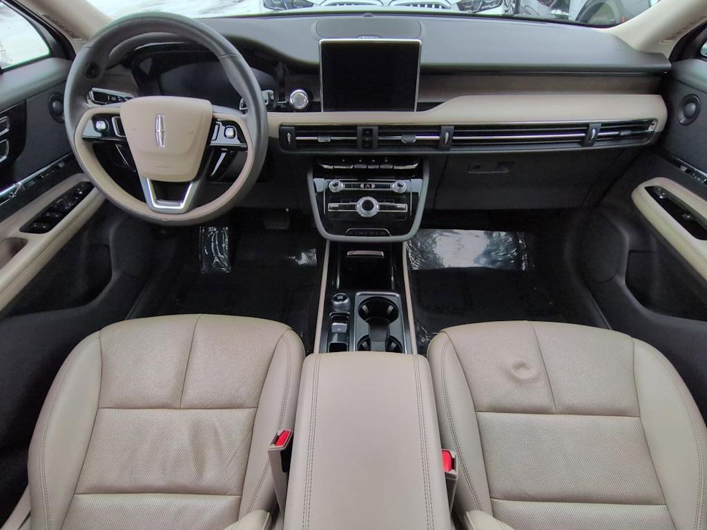 Thumbnail: 2021 Lincoln Corsair - 10