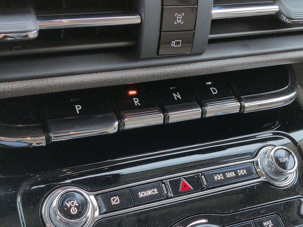 Thumbnail: 2021 Lincoln Corsair - 38