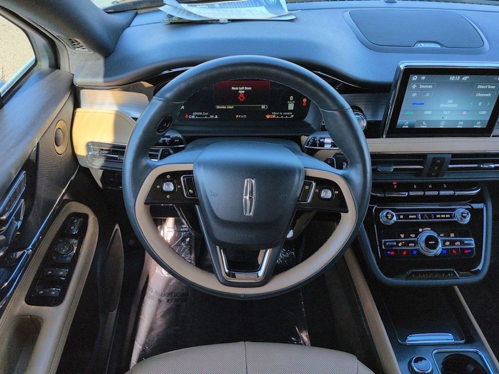 Thumbnail: 2021 Lincoln Corsair - 14