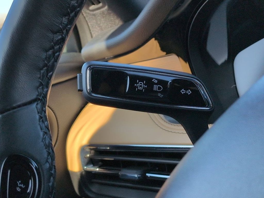 Thumbnail: 2021 Lincoln Corsair - 31