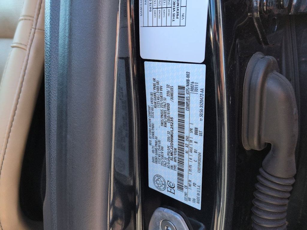 Thumbnail: 2021 Lincoln Corsair - 18