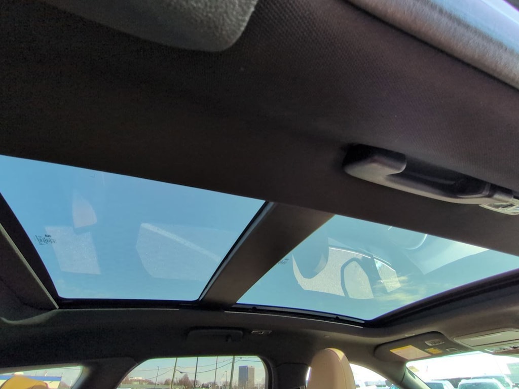 Thumbnail: 2021 Lincoln Corsair - 28