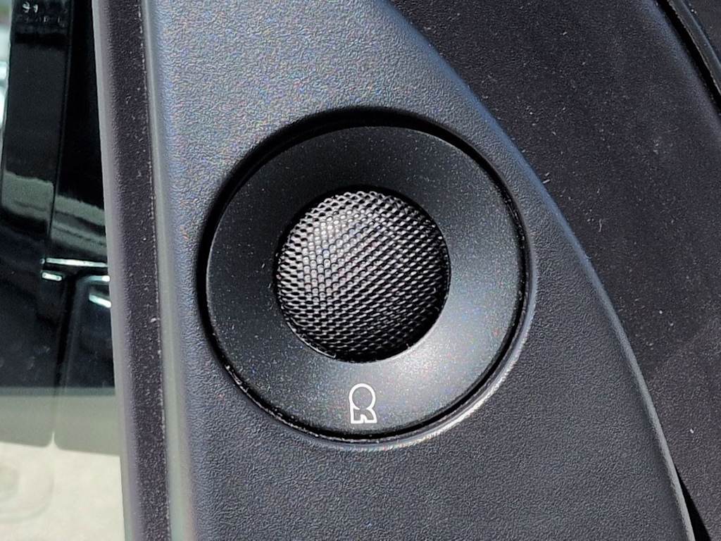 Thumbnail: 2021 Lincoln Navigator - 35