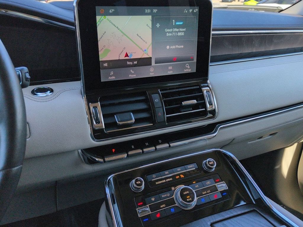 Thumbnail: 2021 Lincoln Navigator - 15