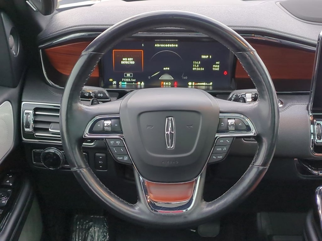 Thumbnail: 2019 Lincoln Navigator L - 14