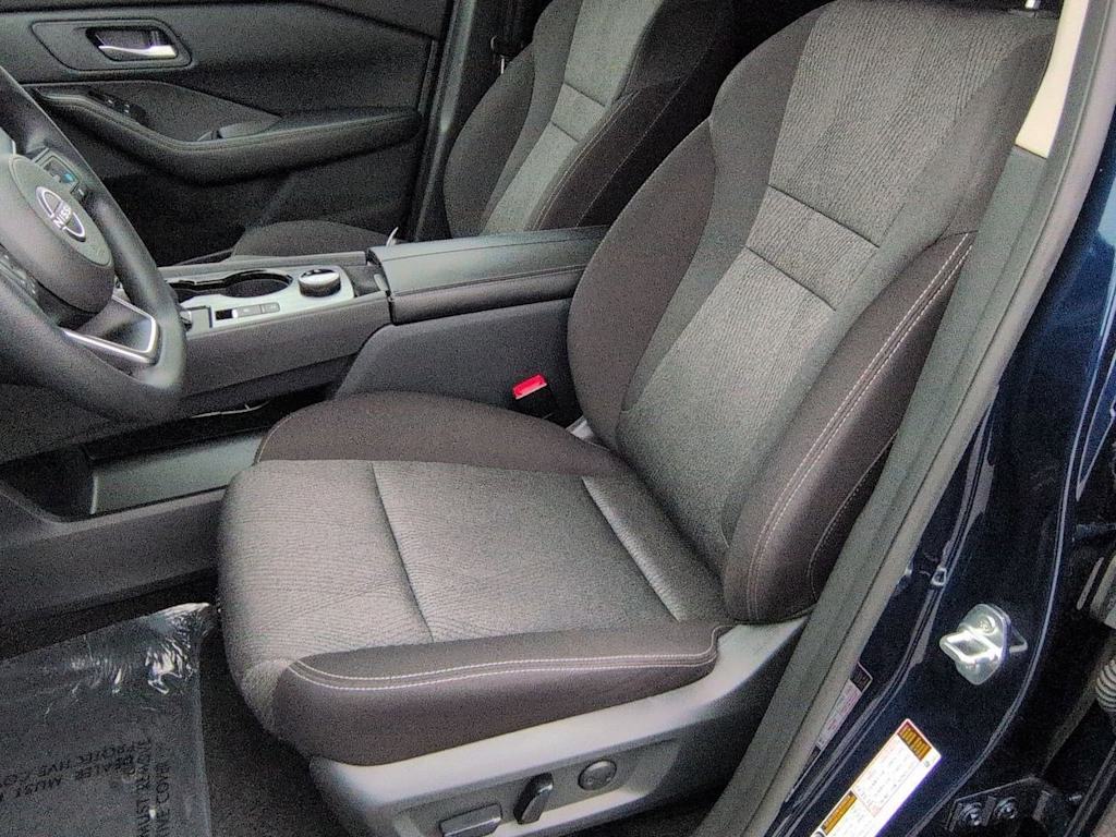 Thumbnail: 2024 Nissan Rogue - 11