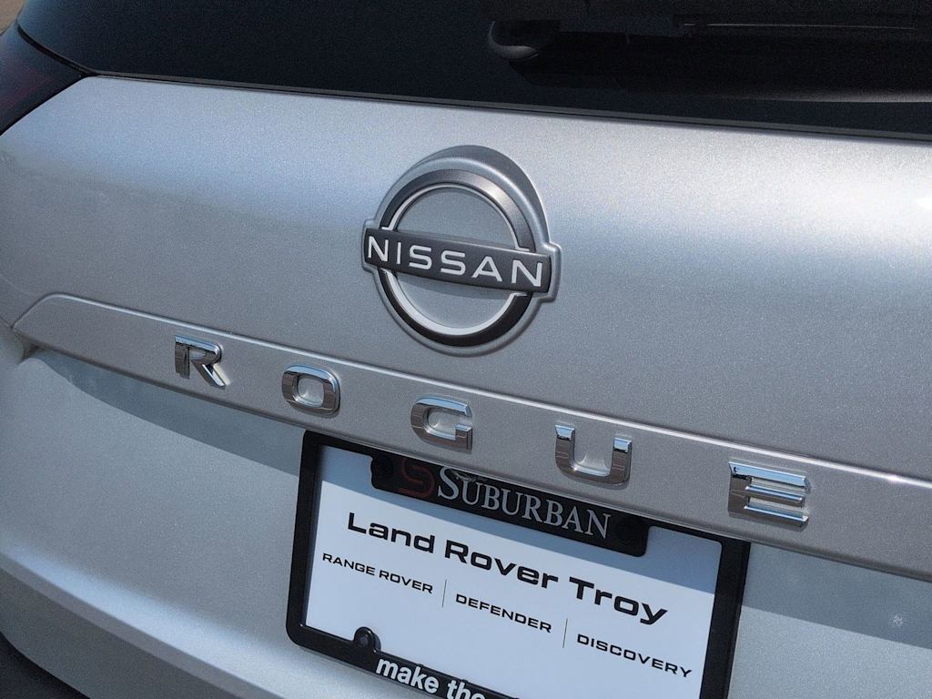 Thumbnail: 2023 Nissan Rogue - 24